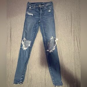 Women’s 
Size 4 
American eagle 
Perfect condition